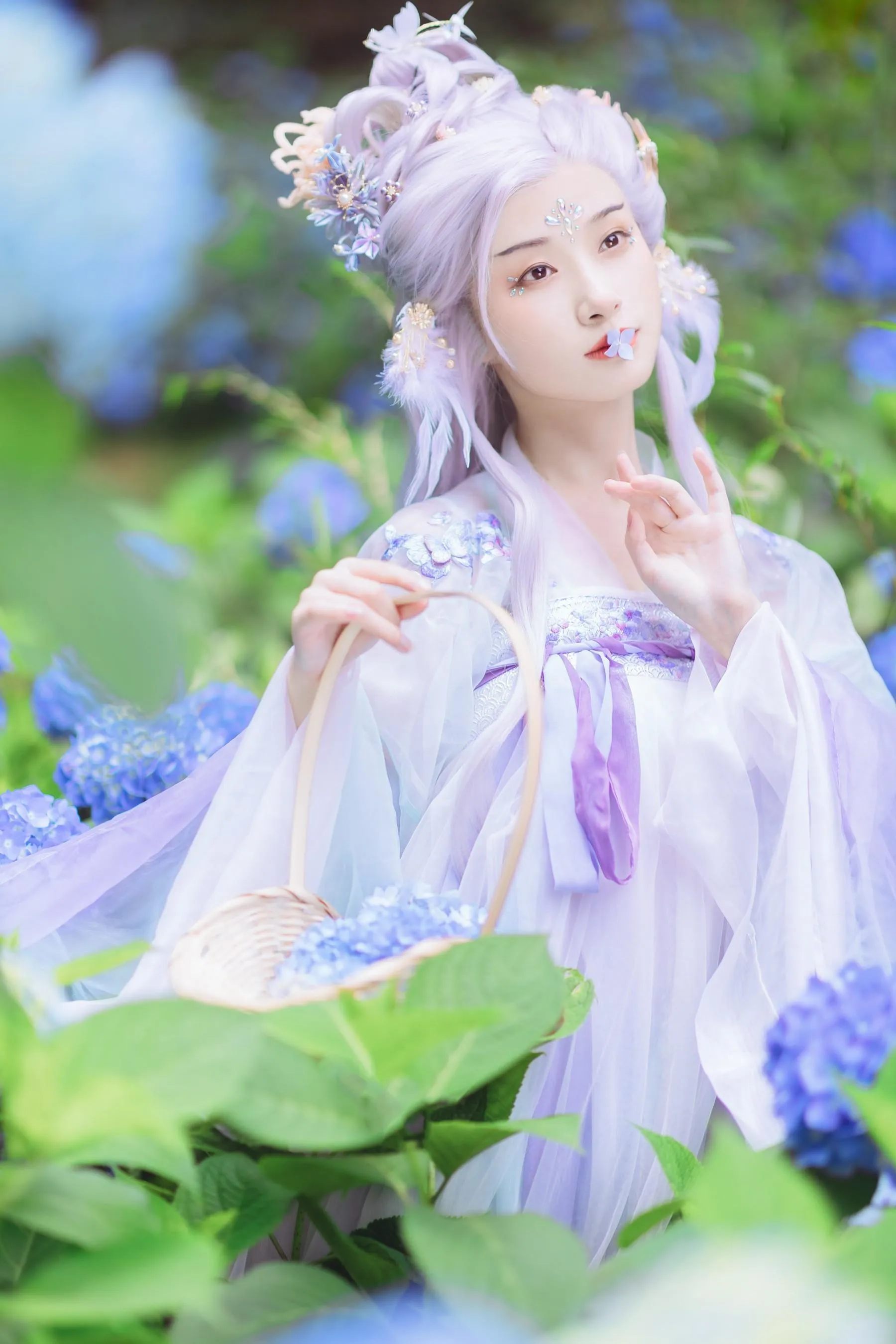 [YITUYU艺图语]2022.07.06 花神 眸小妖 [49P]插图2